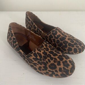 Born Animal Print Moccasin Slip On Shoes 6.5